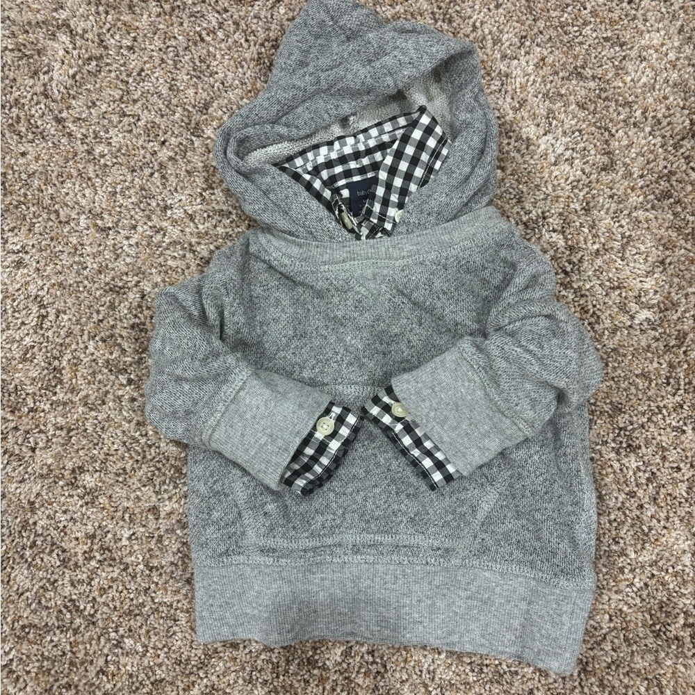 GAP Black and White Checkered Shirt with Gray Hoodie and Blue Jeans Set - Picture 4 of 9